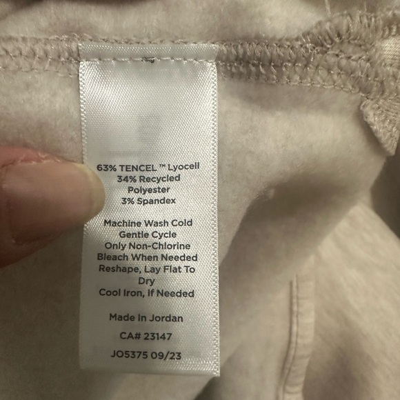 Ann Taylor-HAVEN-Well Within- Cute Sweatshirt dress. So soft and comfortable. - Picture 6 of 9